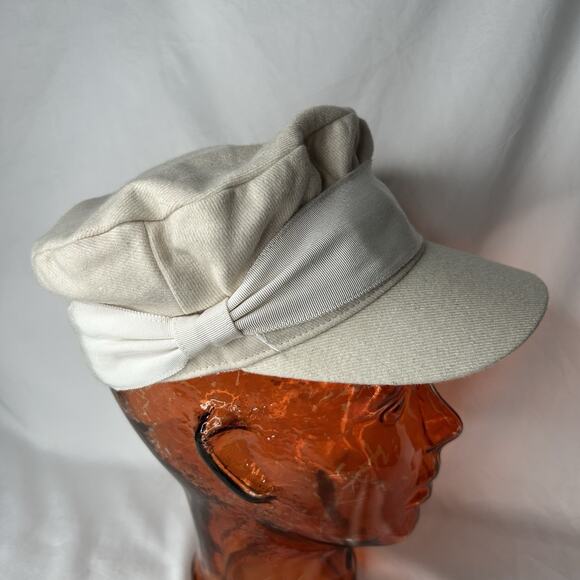Y2K Juicy Couture Newsboy Cap Rare Vintage 1990-2000 Key Bow Wool Blend Hat main image 4